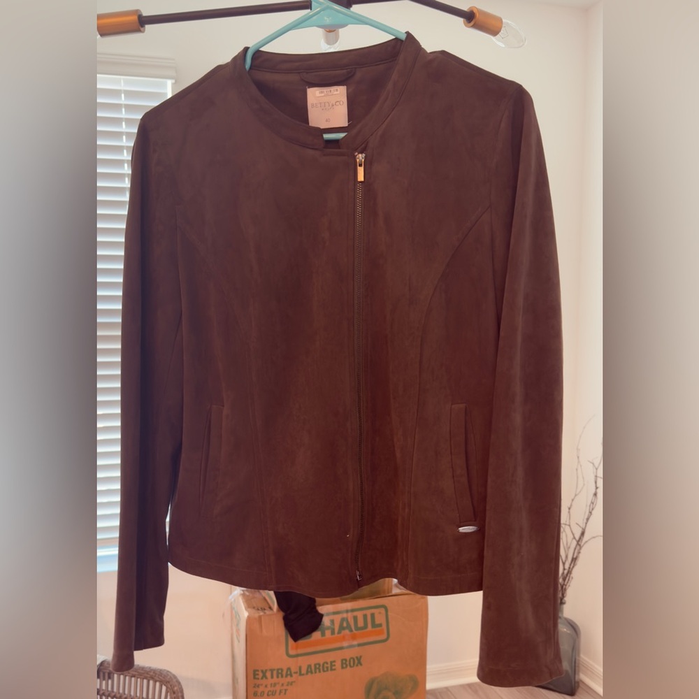 Elegant Brown Women's Suede Blazer